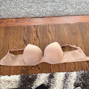 Victoria's Secret Nude T-Shirt Push-Up Bra incredible bra